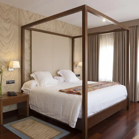 Palacio De Luces, Small Luxury