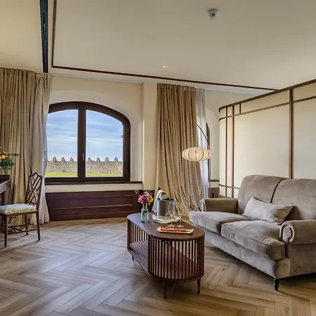 Palacio De Luces, Small Luxury Luces