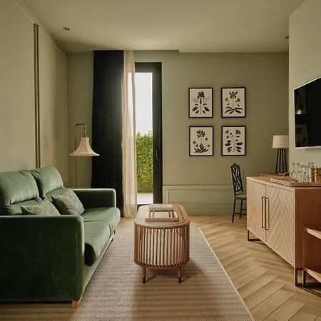 Hotel Coolrooms Palacio De 5*