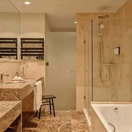 Hotel Coolrooms Palacio De 5*