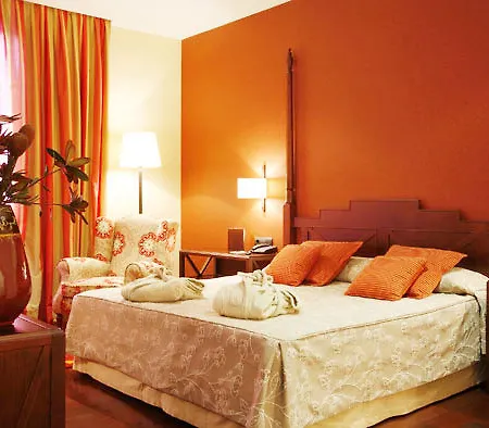 Hotel Coolrooms Palacio De 5*